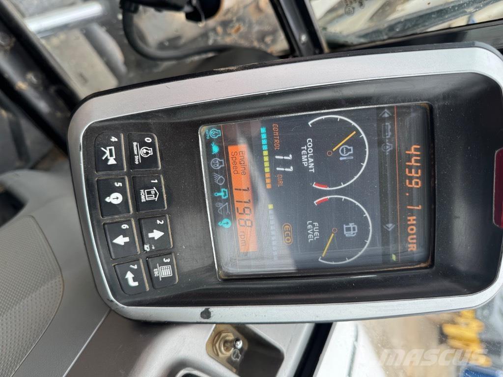 Bobcat E85 (14807) 중형굴삭기 7톤-28톤