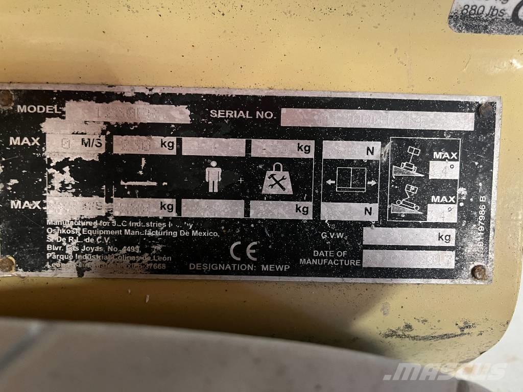 JLG 1230 ES 인원/화물 앨리베이터