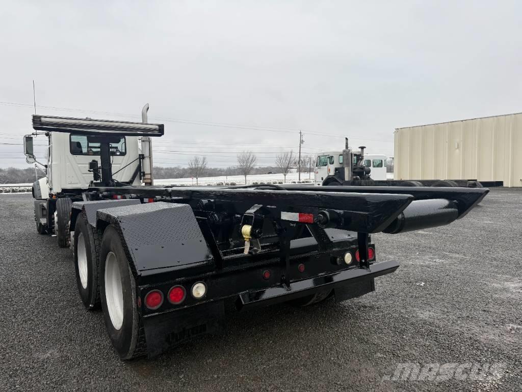 Mack Granite 폐기물 수거 트럭