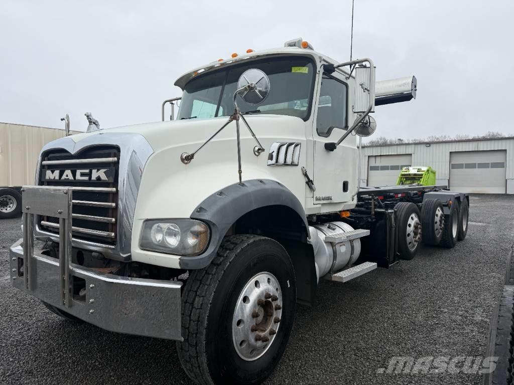 Mack Granite 폐기물 수거 트럭