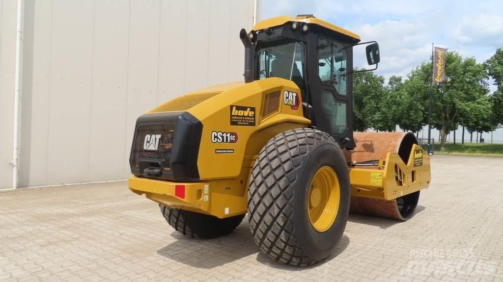 CAT CS11GC 싱글 드럼 롤러