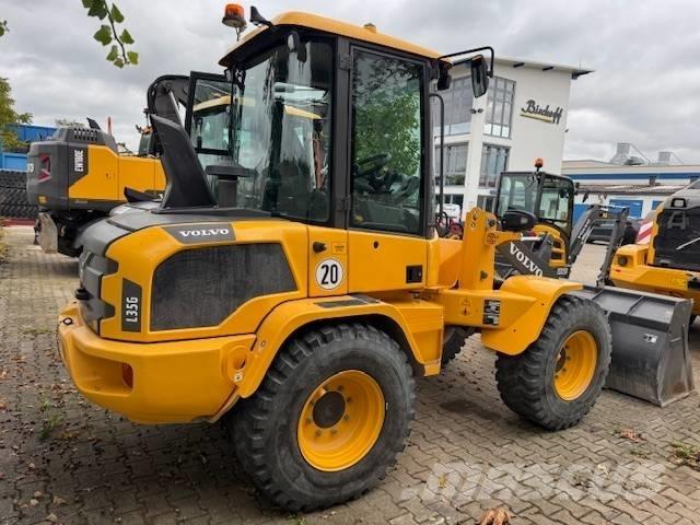 Volvo L35G  스키드로더