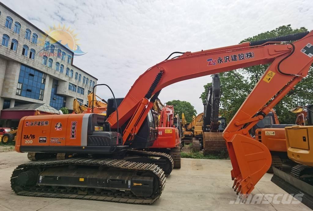 Hitachi ZX 200 대형 굴삭기 29톤 이상