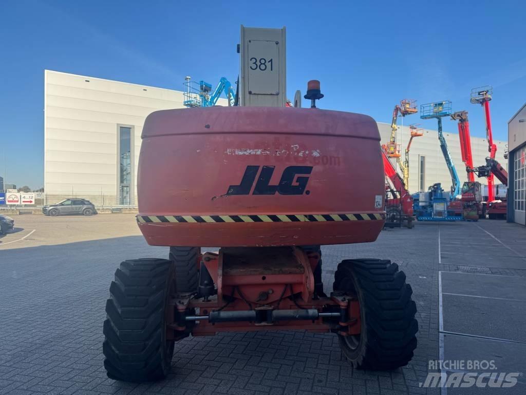 JLG 680 S 견인식 전동이동 리프트