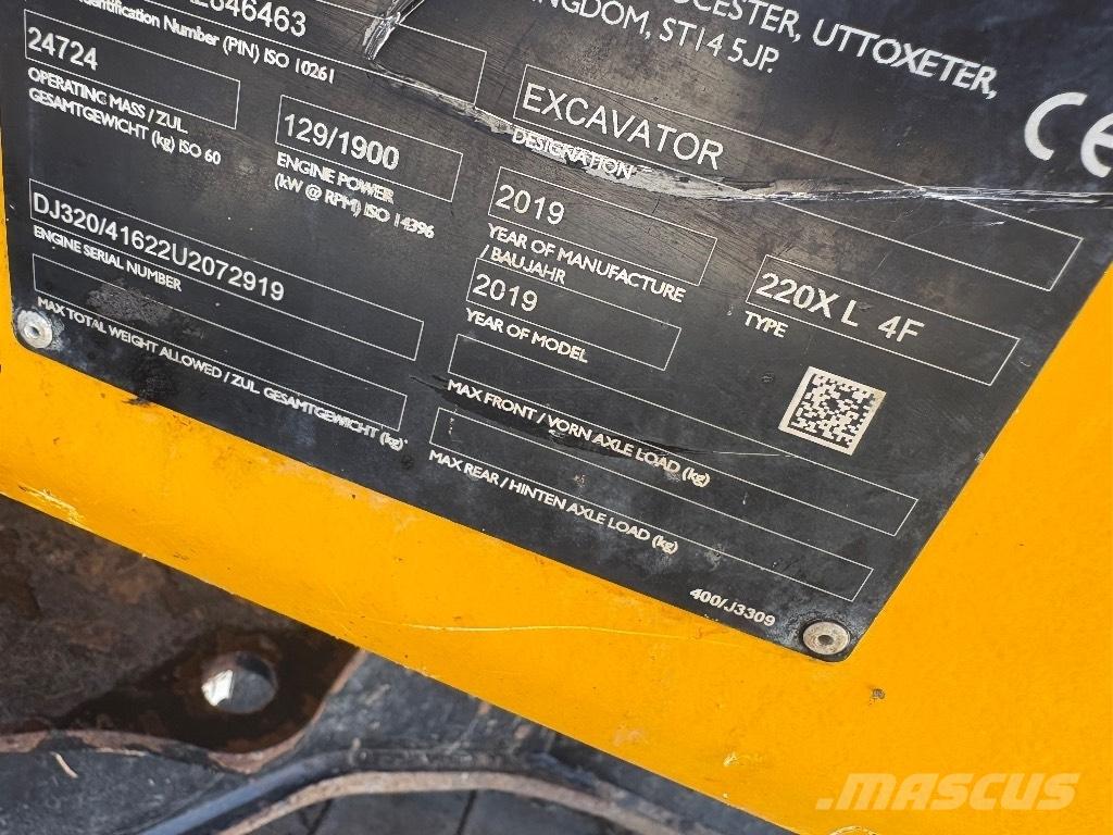 JCB 220X 대형 굴삭기 29톤 이상