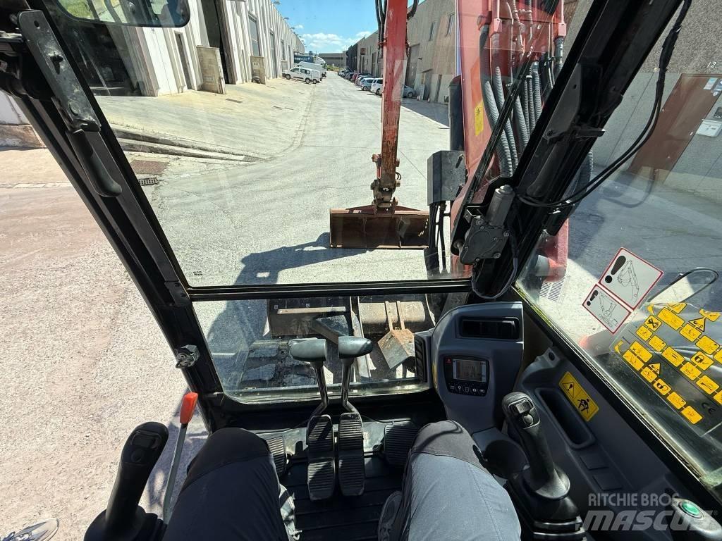 Kubota KX 080-4 중형굴삭기 7톤-28톤
