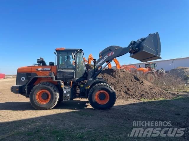 Doosan DL 200  휠로우더