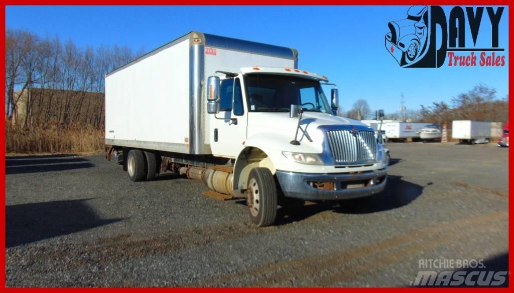 International 4300 탑차 트럭