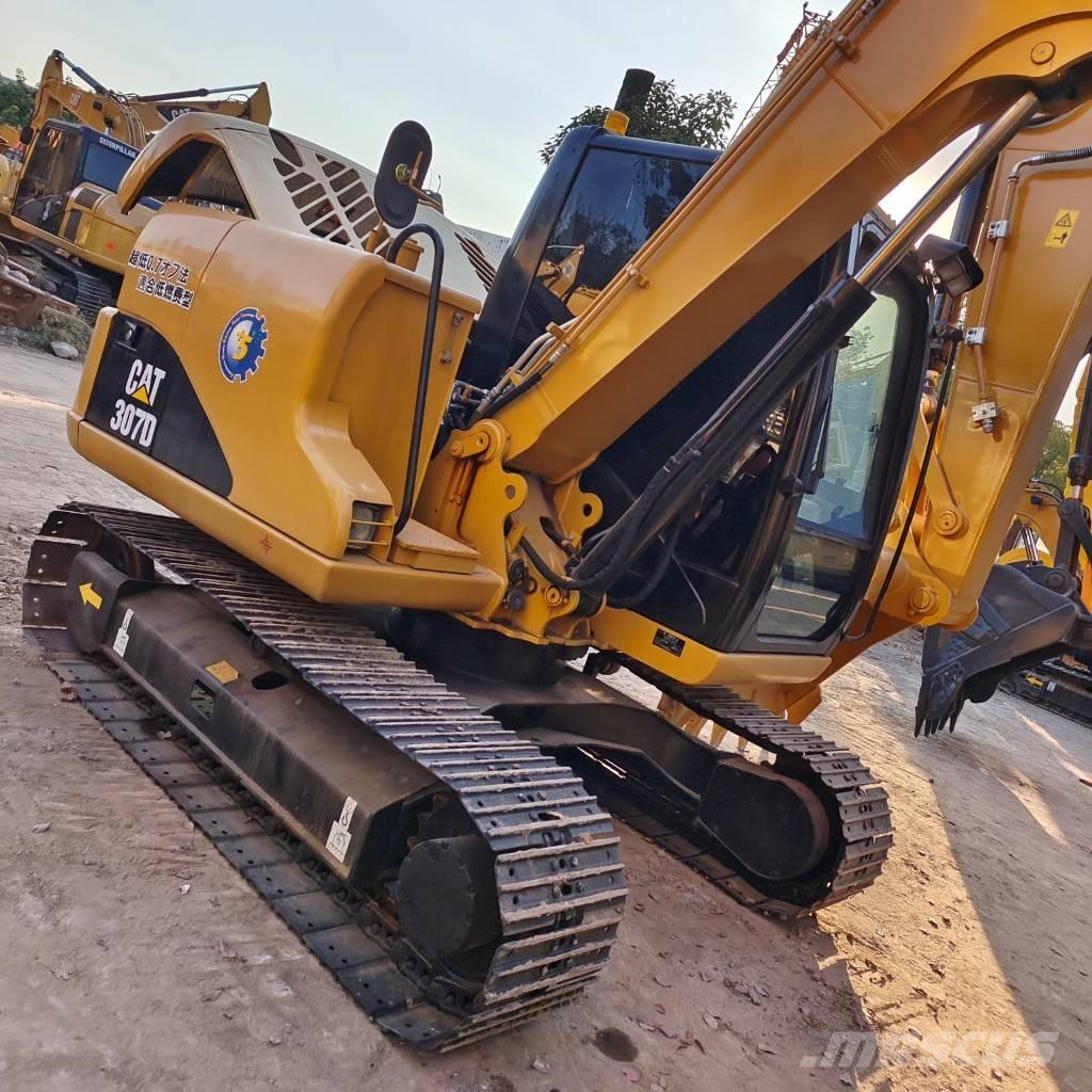 CAT 307 D 중형굴삭기 7톤-28톤