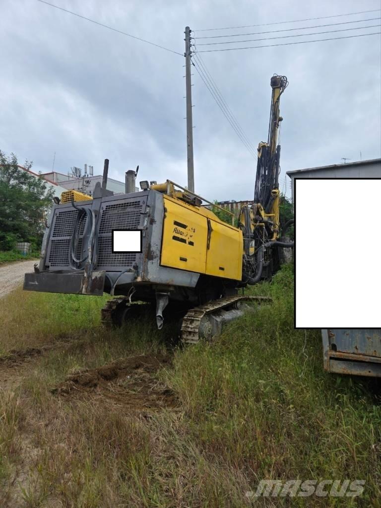 Atlas Copco ROC F9 도로 굴착기