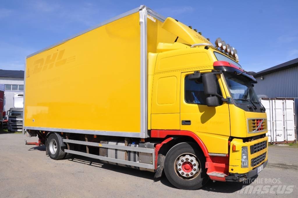 Volvo FM-340 4*2 탑차 트럭