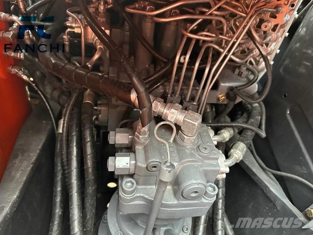 Hitachi ZX 120 대형 굴삭기 29톤 이상