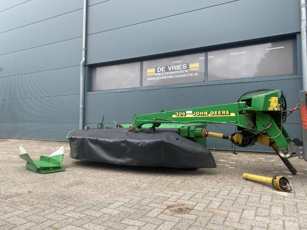 John Deere 324 제초기
