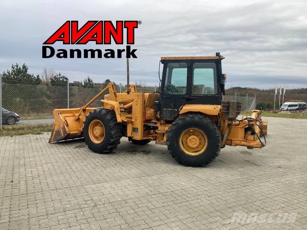 Hydrema 806 백호로더