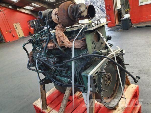 Volvo D7C215 엔진