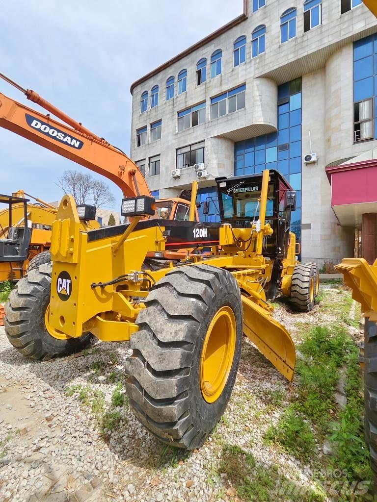 CAT 120 H 그레이더
