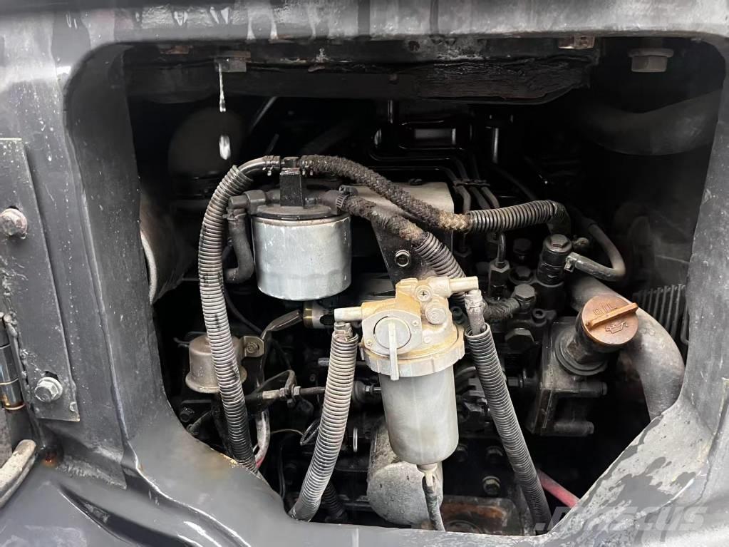 Komatsu PC 35 MR 소형 굴삭기 7톤 미만