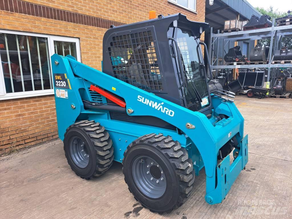 Sunward SWL 3230  스키드로더