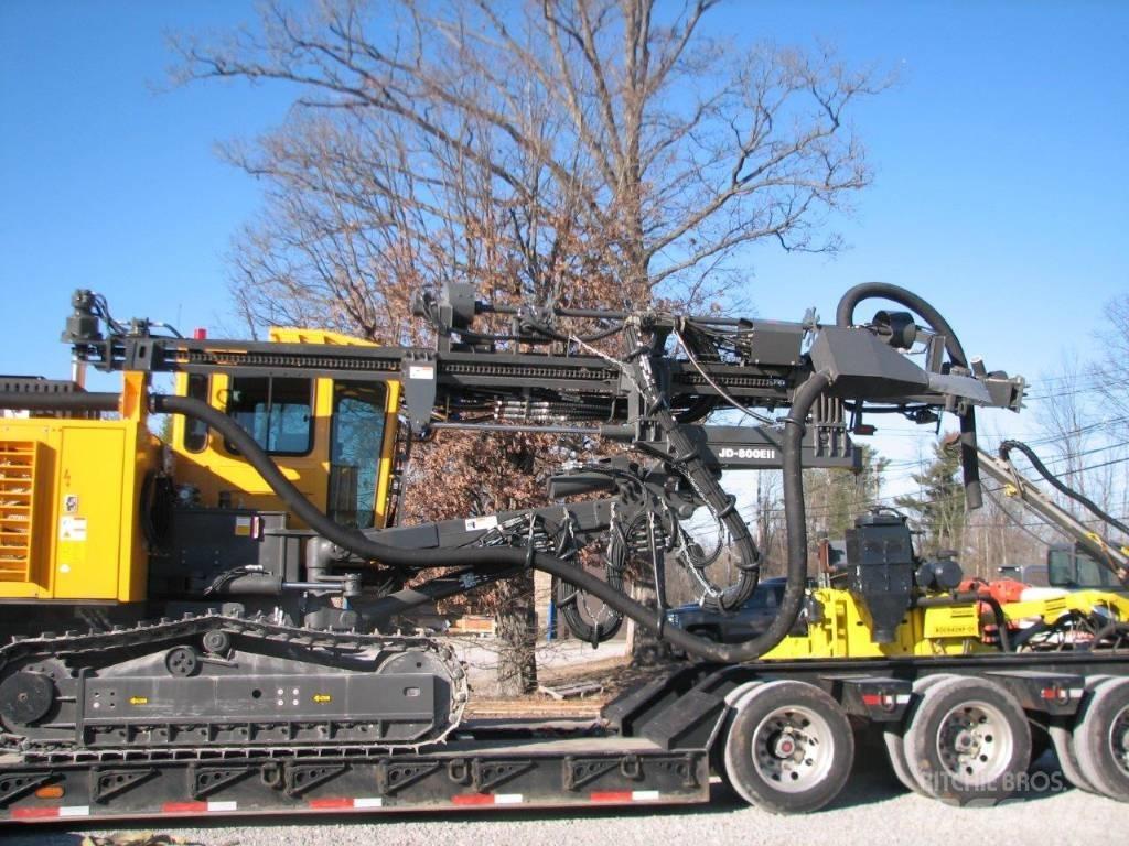 Soosan JD800E-II 도로 굴착기