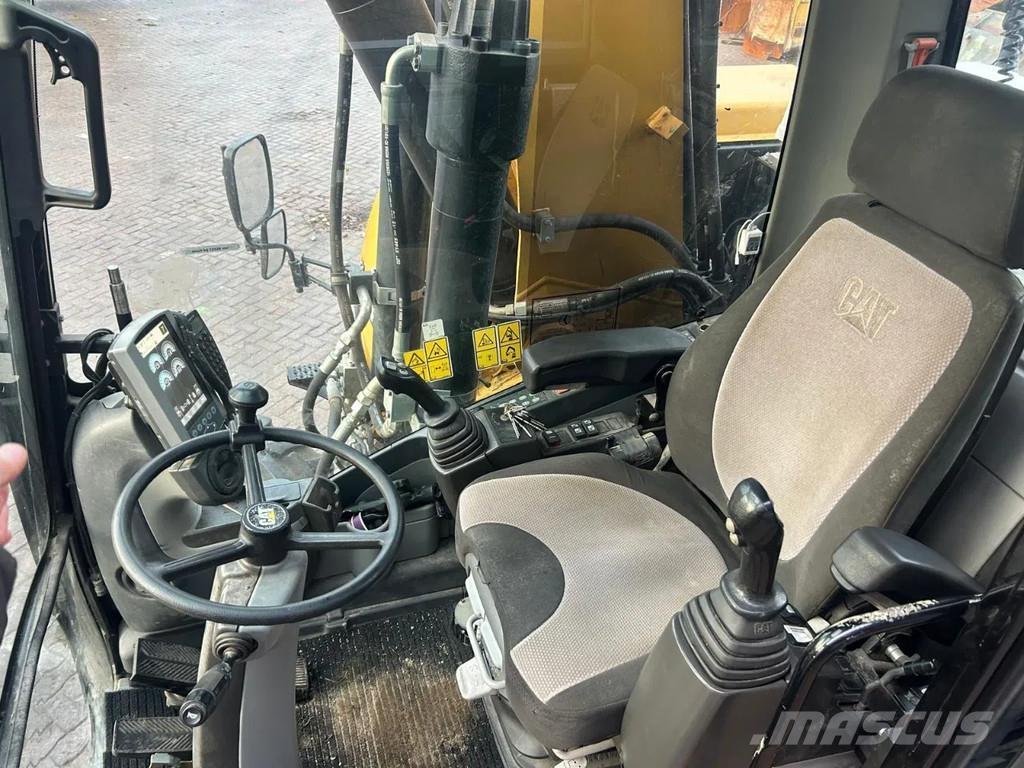 CAT M315D  휠 굴삭기