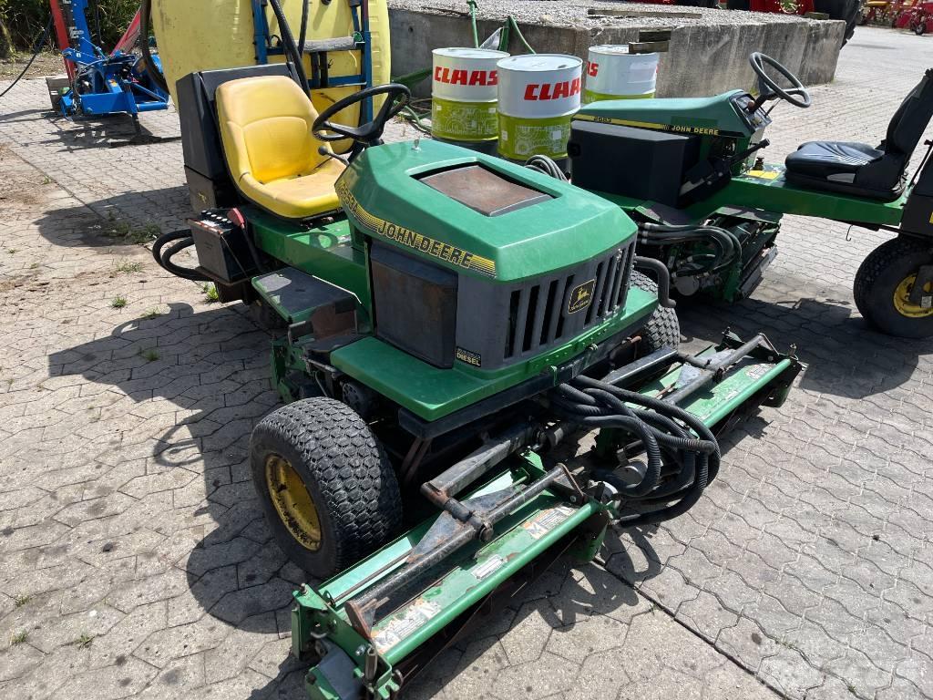 John Deere 2653 A 탑승형 잔디깎기