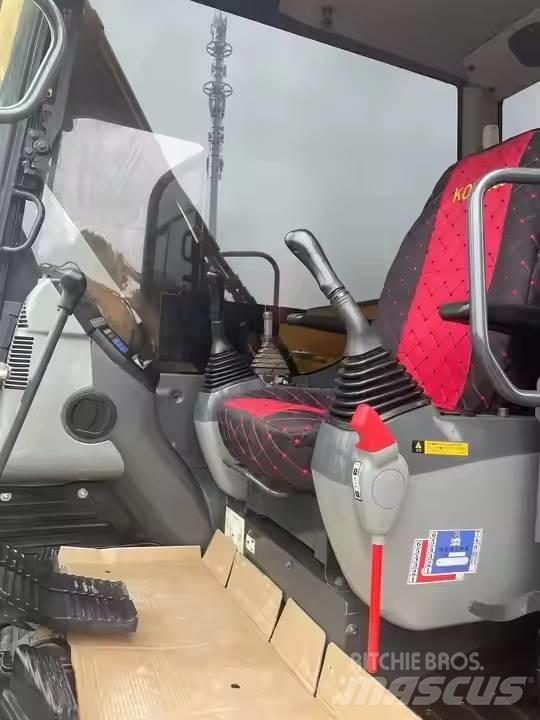 Komatsu PC70-8 중형굴삭기 7톤-28톤