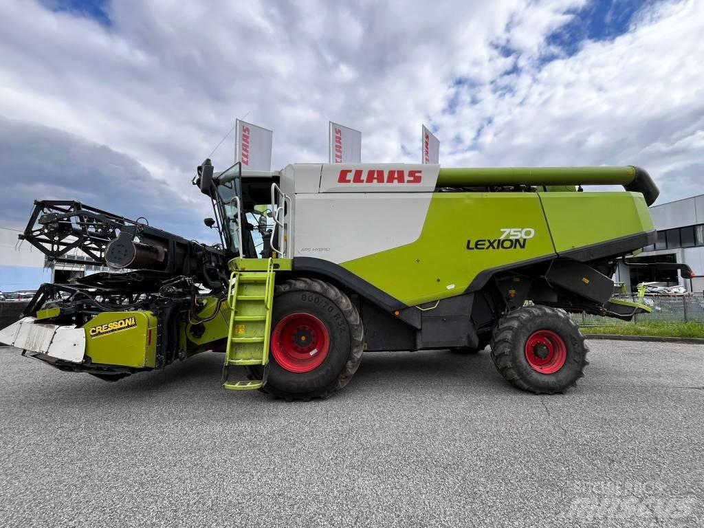 CLAAS Lexion 750 콤바인 수확기