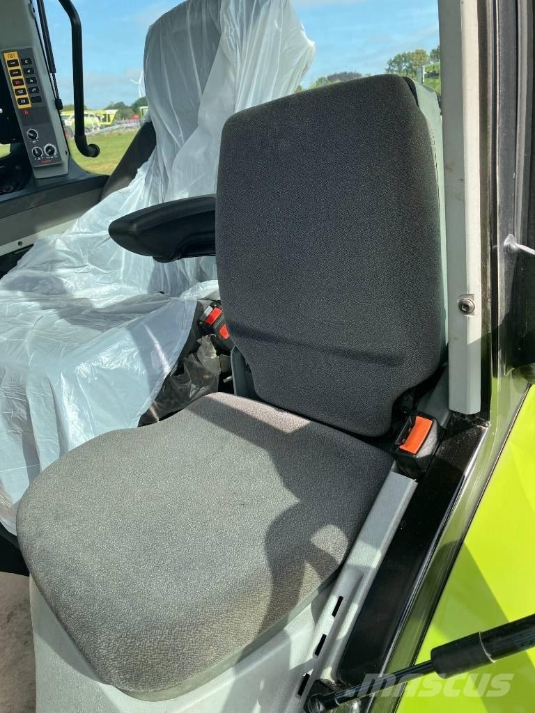 CLAAS Arion 530 CIS 트랙터