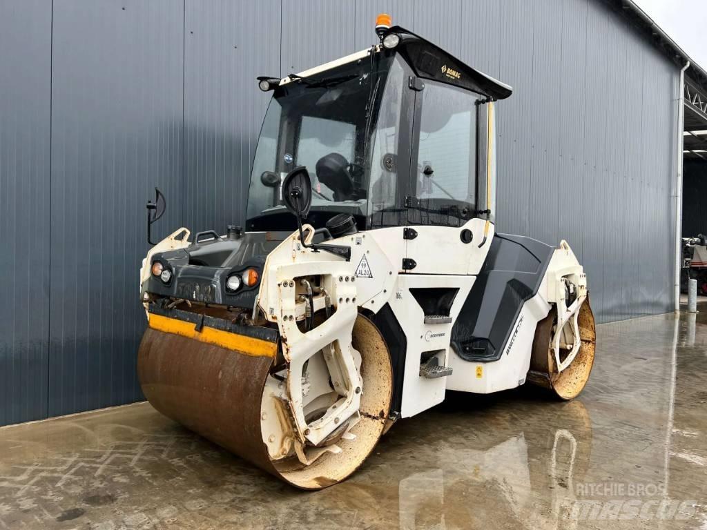 Bomag BW151AD-5 트윈 드럼 롤러