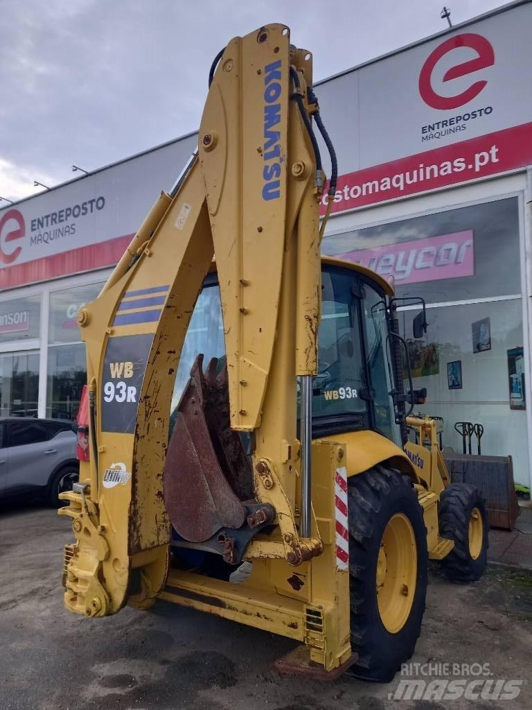 Komatsu WB 93 R 백호로더