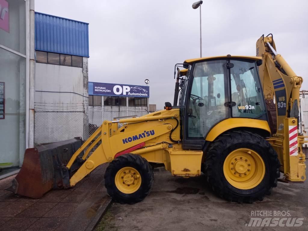 Komatsu WB 93 R 백호로더