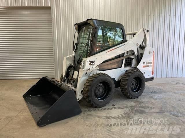 Bobcat S 570  스키드로더