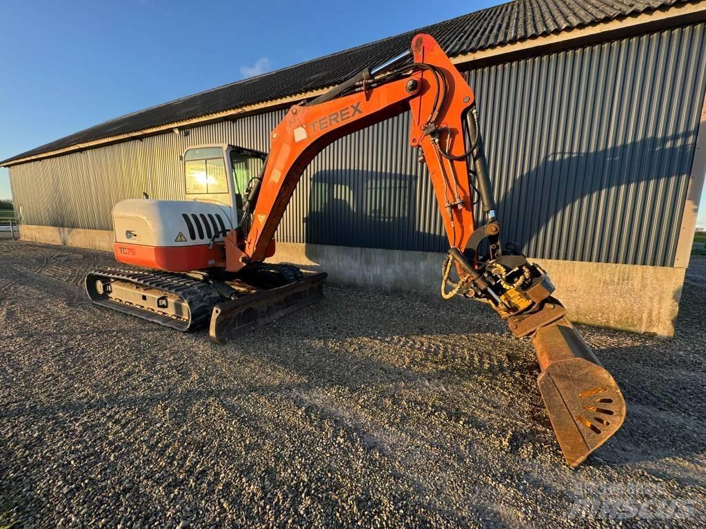 Terex TC 75 중형굴삭기 7톤-28톤