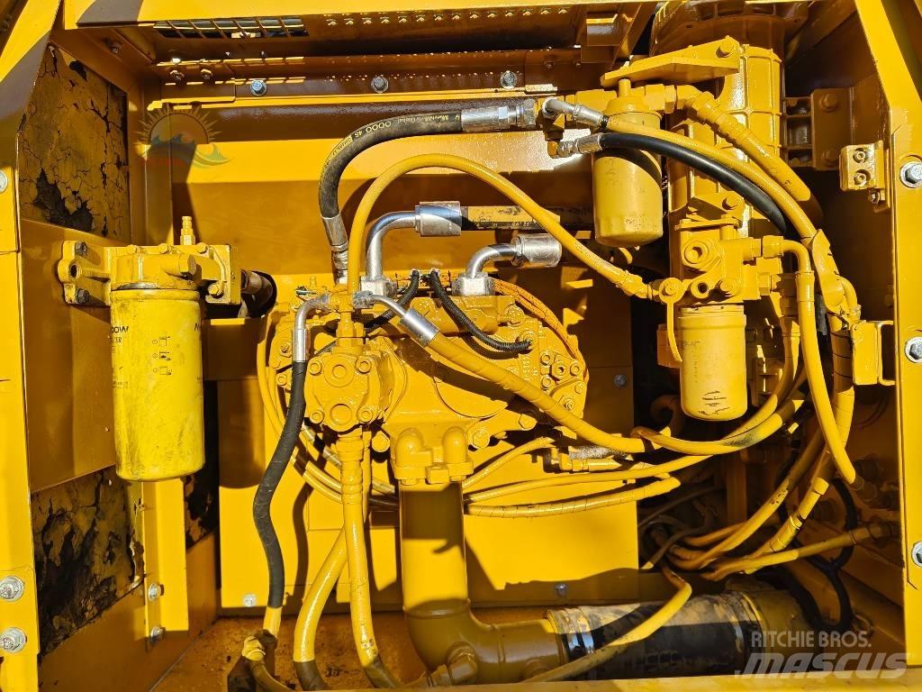 CAT 325 C 대형 굴삭기 29톤 이상