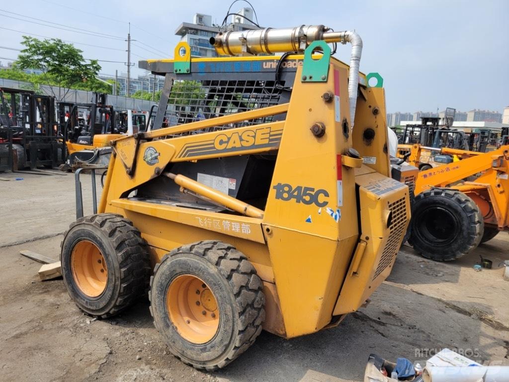 CASE 1845 C  스키드로더