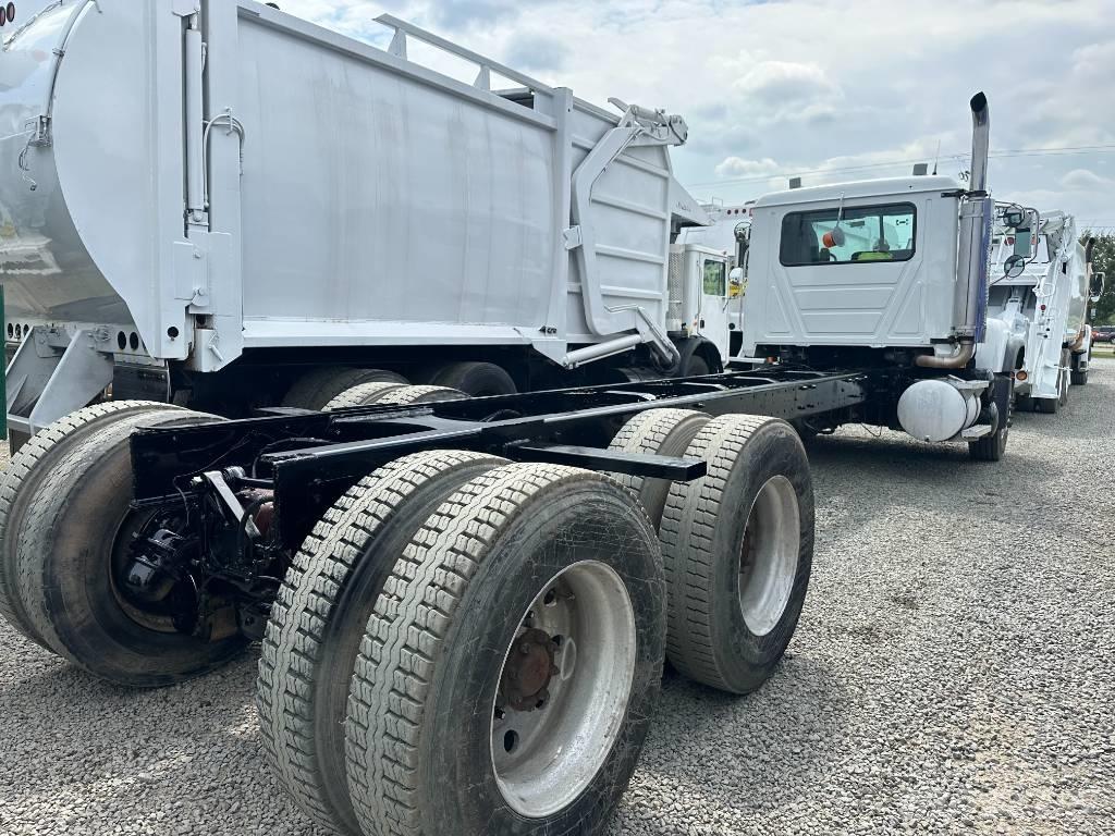 Mack CV 713 새시 운전실 트럭