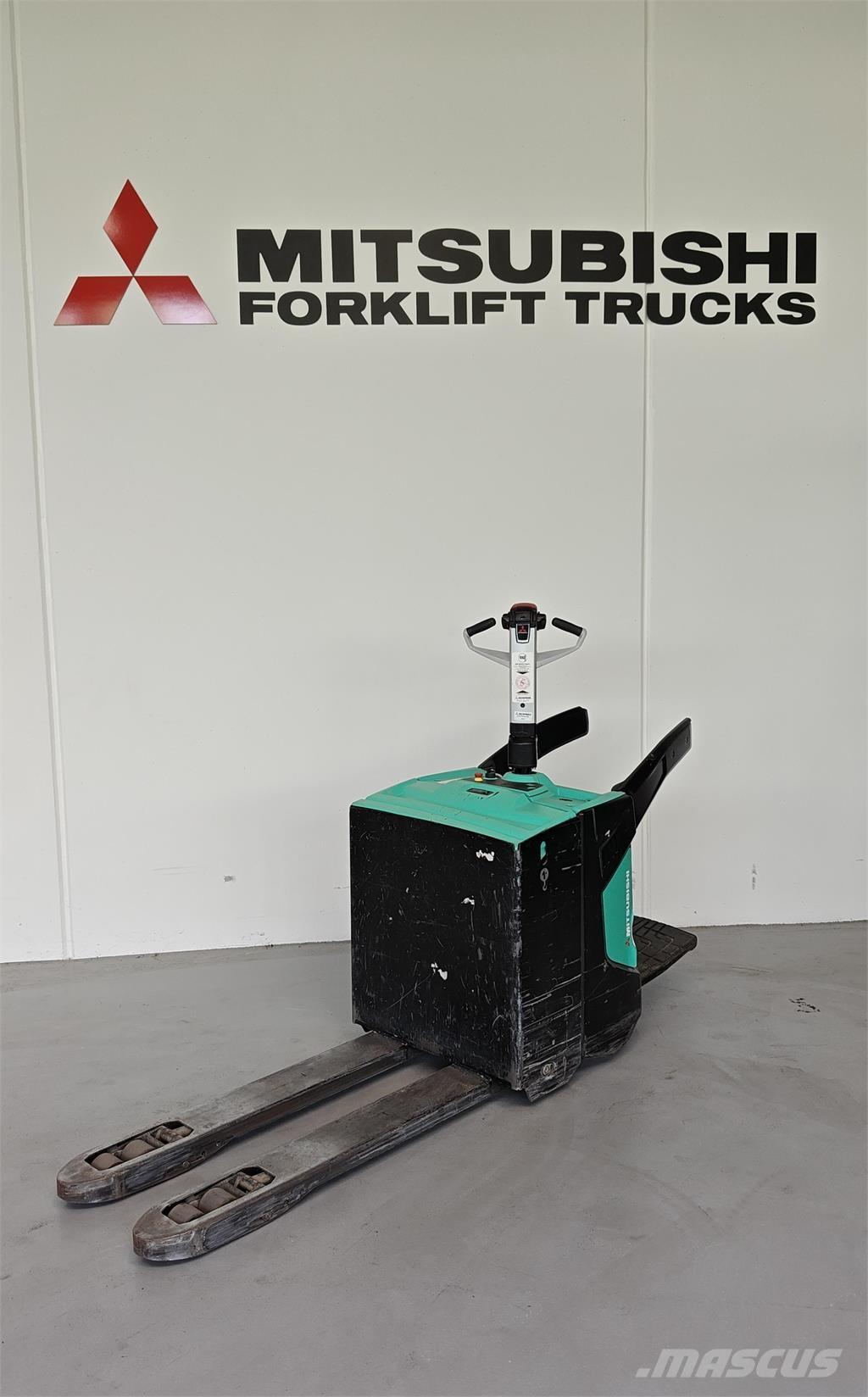 Mitsubishi PBV20N2 플랫폼 트럭