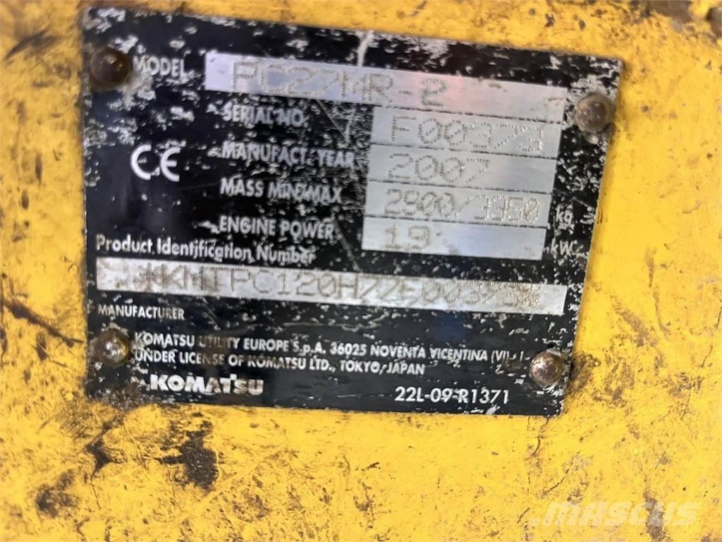 Komatsu PC27MR-2  휠 굴삭기