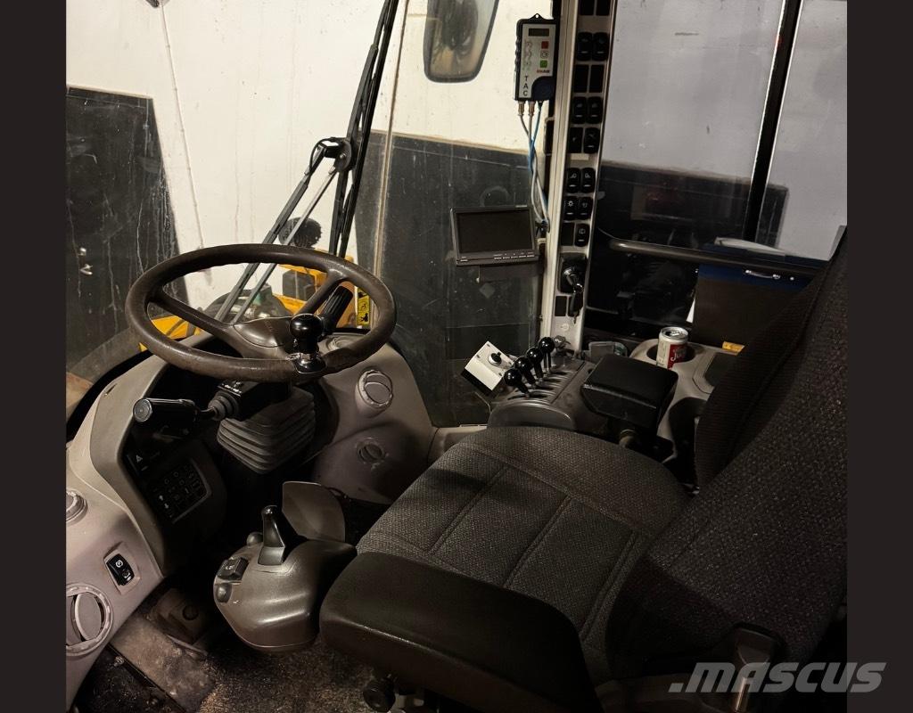 Volvo L70F  휠로우더