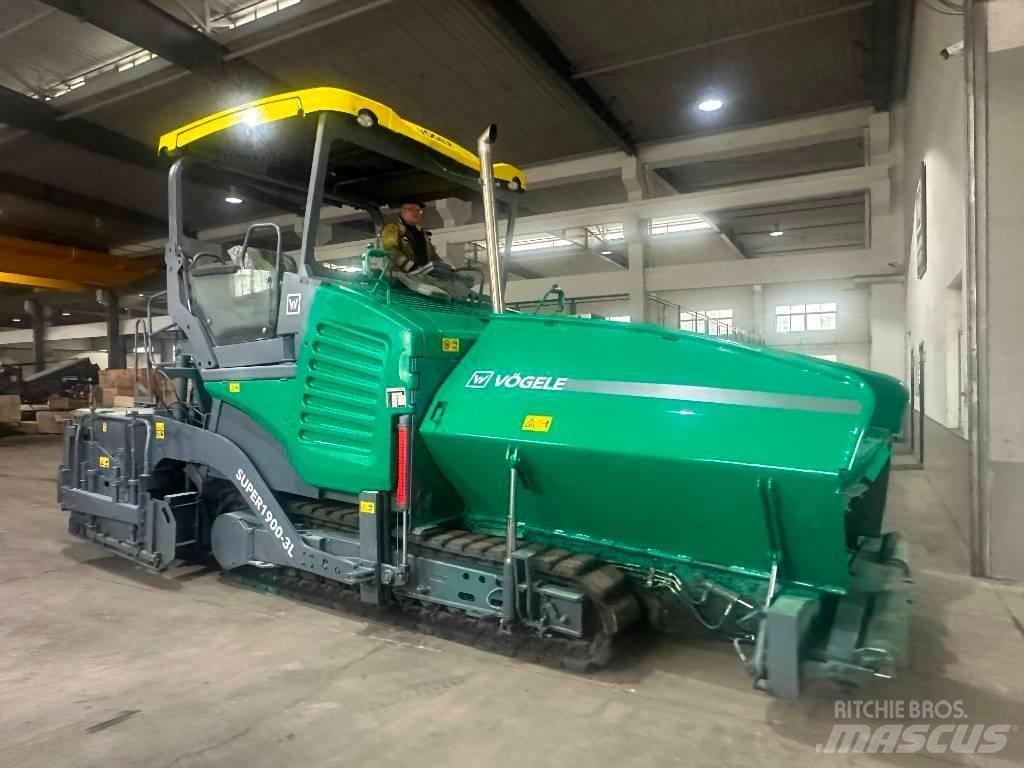 Vögele S1900-3L 아스팔트 포장장비