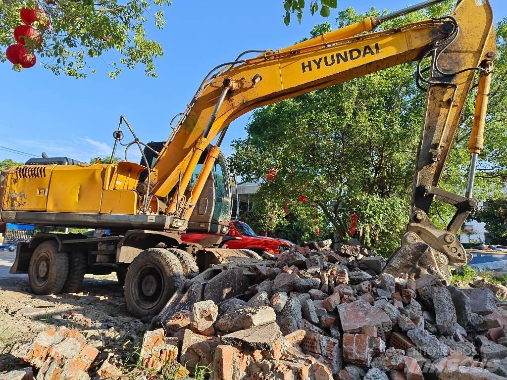 Hyundai Robex 210w-7  휠 굴삭기