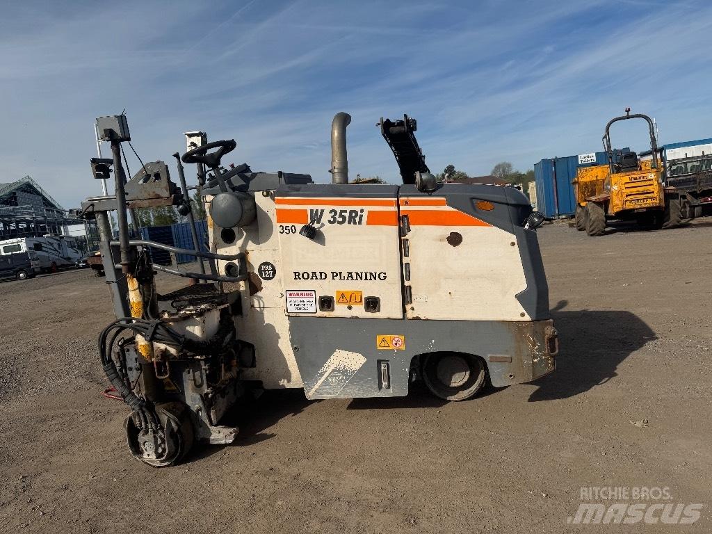 Wirtgen W 35 RI 아스팔트 콜드 밀링 기계