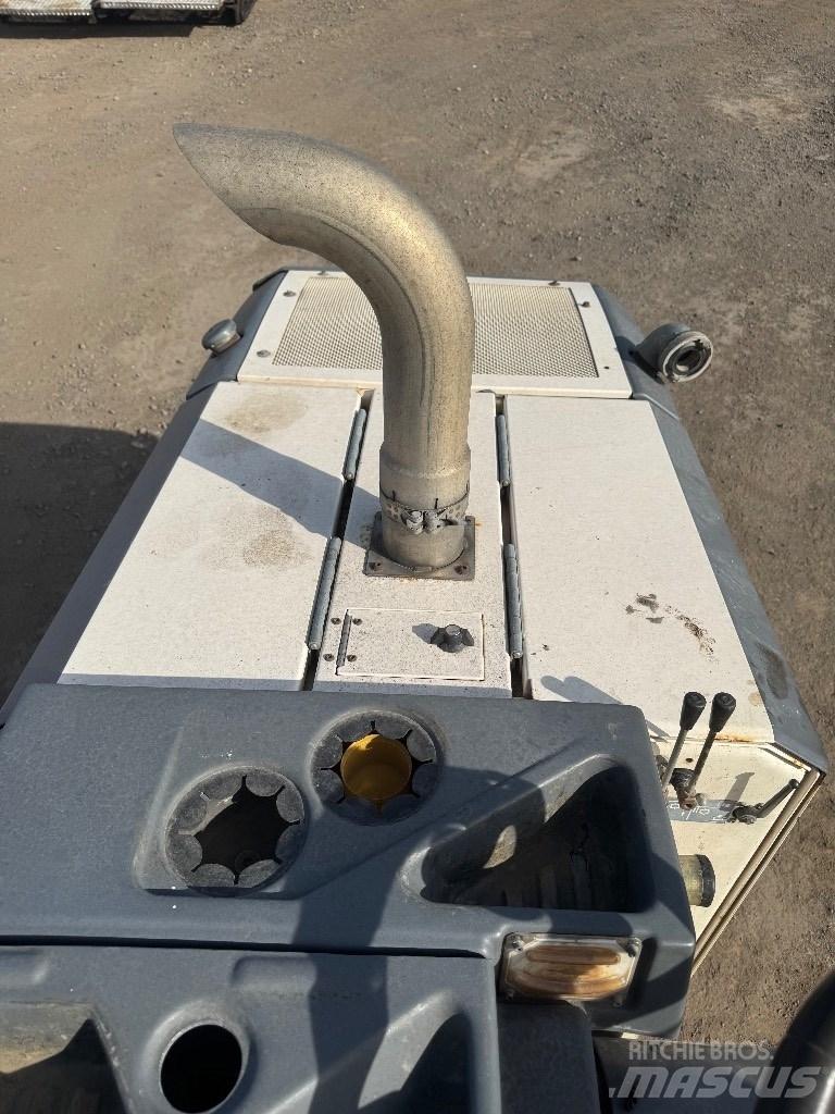 Wirtgen W 35 RI 아스팔트 콜드 밀링 기계