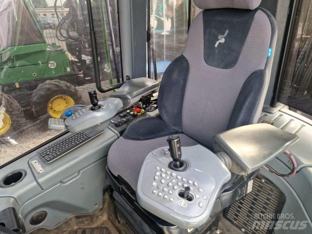 John Deere 1210 E 원목 포워더