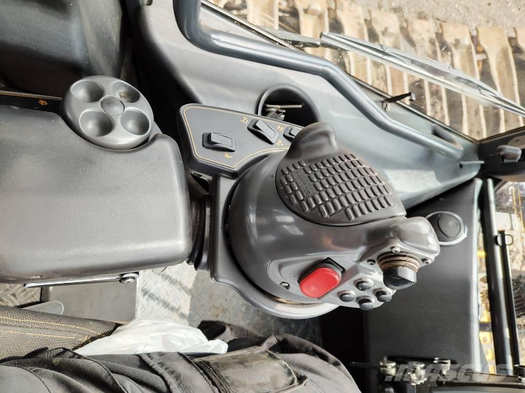 Ponsse Scorpion 원목 하베스터