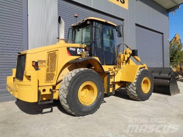 CAT IT62H  휠로우더