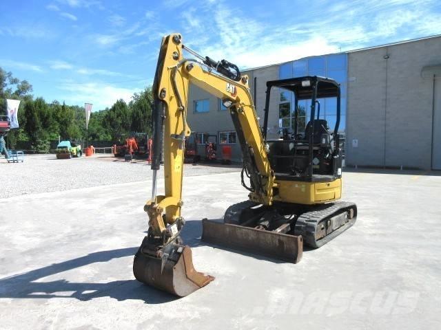 CAT 303 E CR 소형 굴삭기 7톤 미만