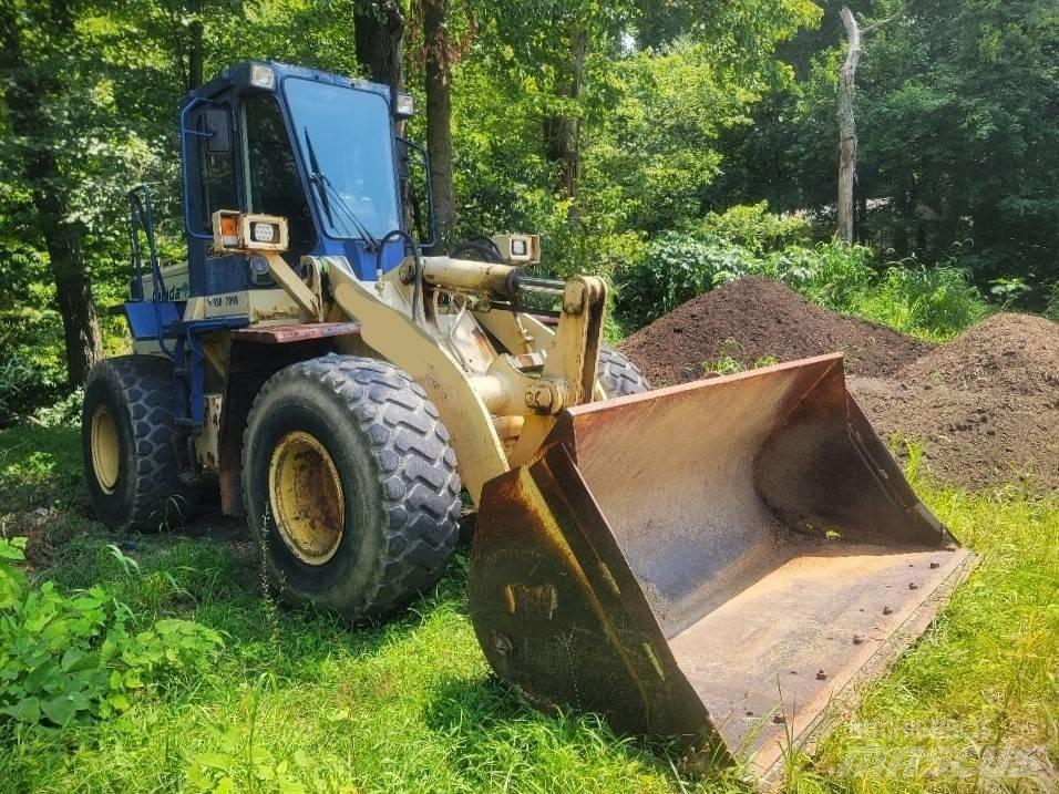 Komatsu WA 250  휠로우더