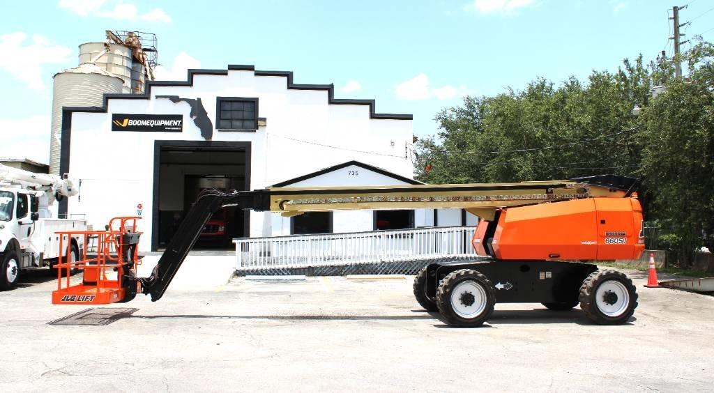 JLG 660 SJ 견인식 전동이동 리프트