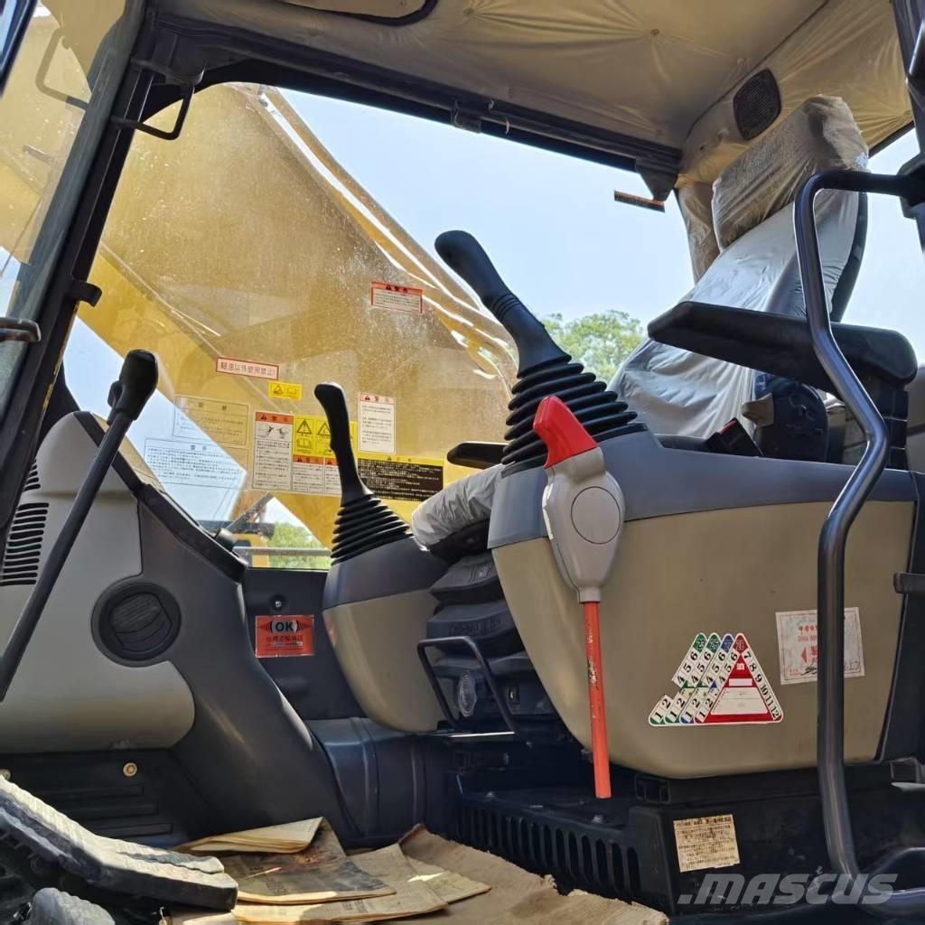 Komatsu PC 350-8 대형 굴삭기 29톤 이상